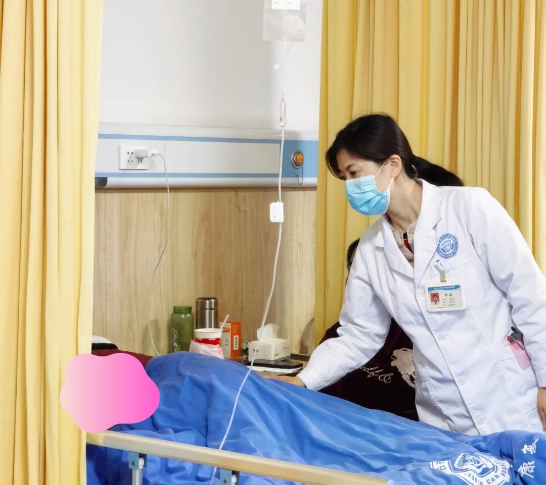 【医师故事】以医术践初心，以温情暖病房——内二科主任李娟(图1)